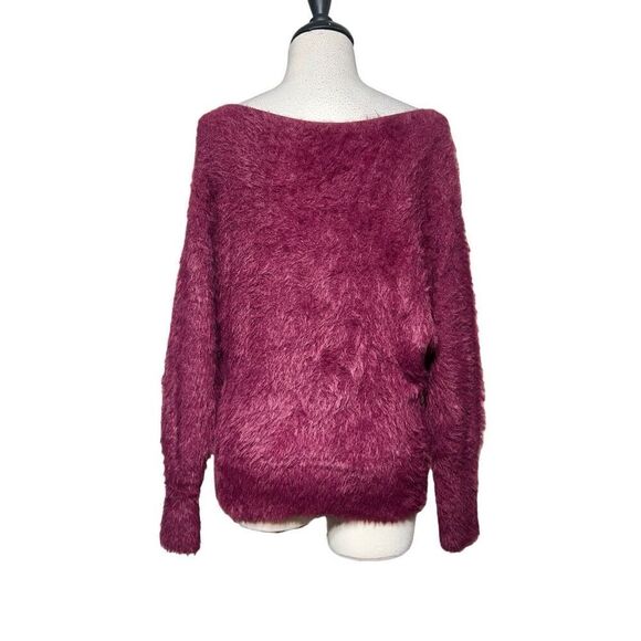 Anthropologie Purple Long Sleeve Cold Shoulder Eyelash  Sweater Size Small - Picture 4 of 5